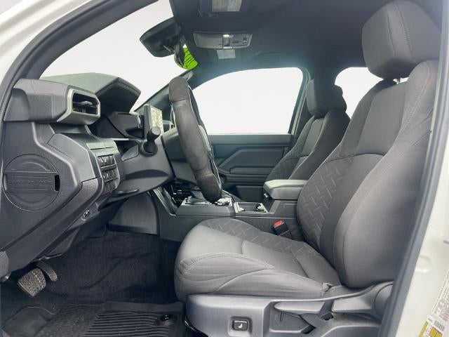 2024 Toyota Tacoma 4WD 4WD SR Double Cab 5' Bed AT (GS)