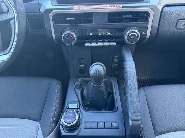2026 Toyota Tacoma 4WD 4WD TRD Off Road Double Cab 5' Bed MT (Natl)