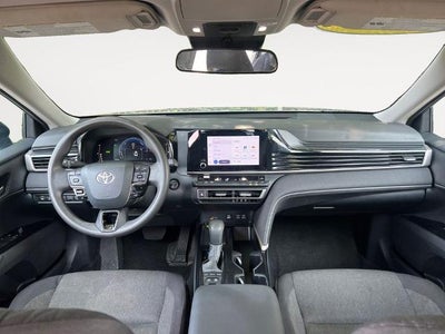 2025 Toyota Camry SE (SE)
