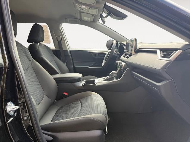 2025 Toyota RAV4 Hybrid LE AWD (Natl)