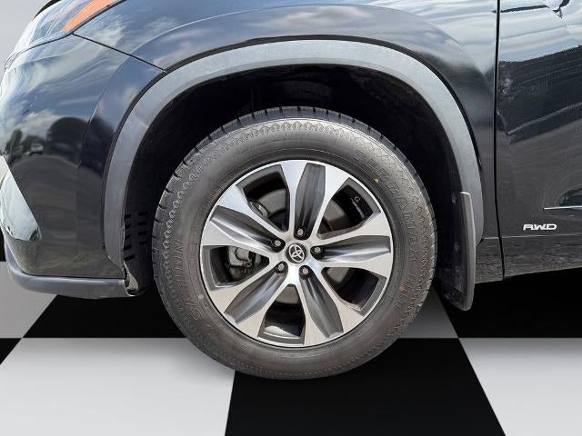2023 Toyota Highlander Hybrid XLE AWD (Natl)