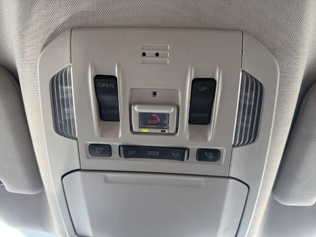 2023 Toyota Highlander Hybrid XLE AWD (Natl)