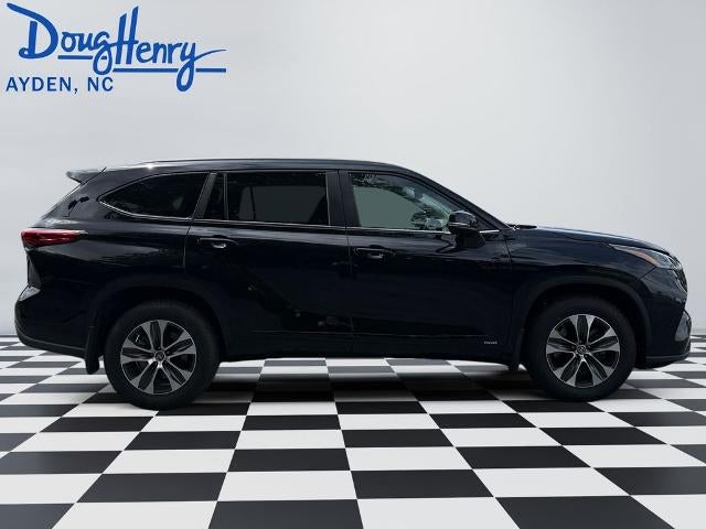 2023 Toyota Highlander Hybrid XLE AWD (Natl)