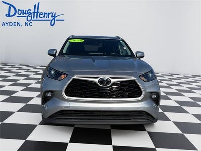 2024 Toyota Highlander LE AWD (SE)