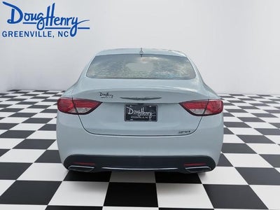 2017 Chrysler 200 Limited FWD