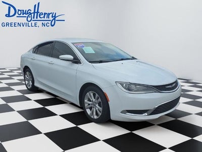 2017 Chrysler 200 Limited FWD