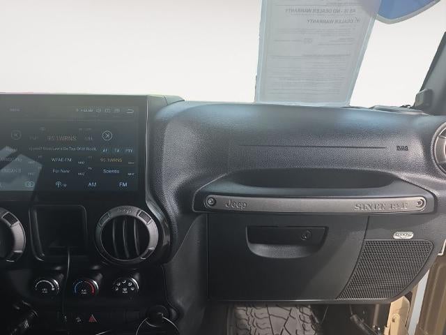 2016 Jeep Wrangler Unlimited 4WD 4dr Sport