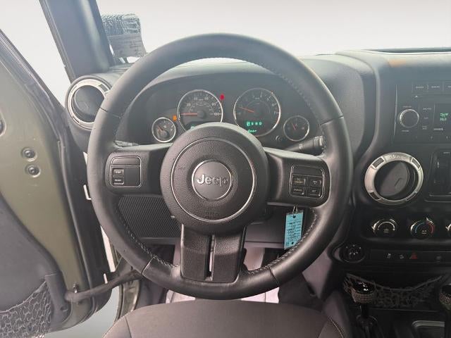 2016 Jeep Wrangler Unlimited 4WD 4dr Sahara