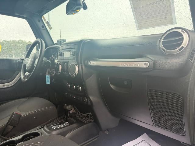 2016 Jeep Wrangler Unlimited 4WD 4dr Sahara