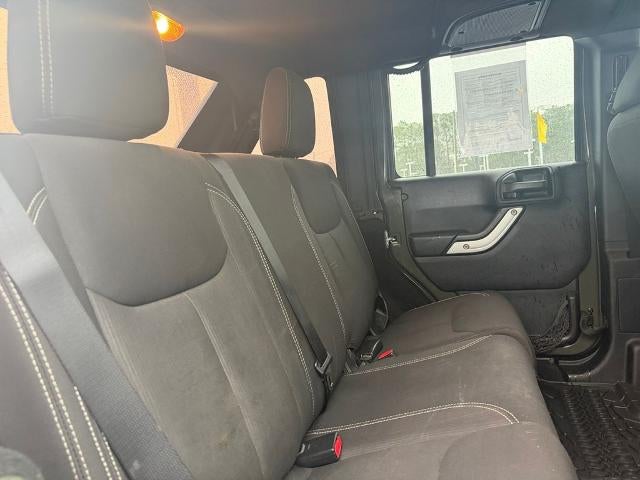 2016 Jeep Wrangler Unlimited 4WD 4dr Sahara