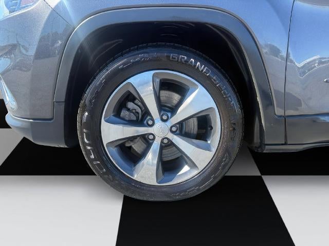 2019 Jeep Cherokee Limited FWD