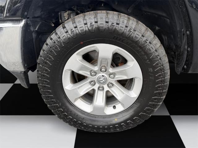 2021 RAM 1500 Laramie 4x2 Crew Cab 5'7" Box