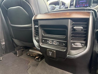2021 RAM 1500 Laramie 4x2 Crew Cab 5'7" Box