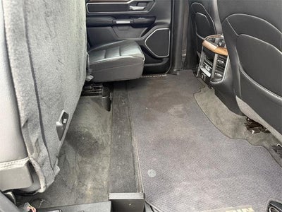 2021 RAM 1500 Laramie 4x2 Crew Cab 5'7" Box