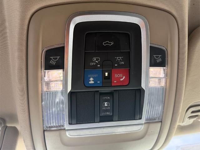 2021 RAM 1500 Laramie 4x2 Crew Cab 5'7" Box