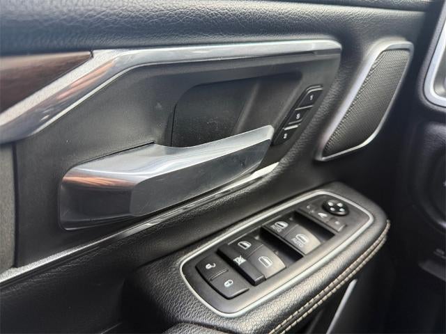 2021 RAM 1500 Laramie 4x2 Crew Cab 5'7" Box