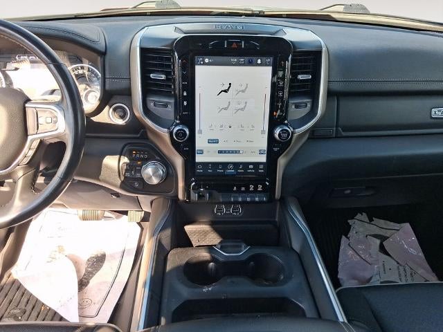 2022 RAM 1500 Laramie 4x4 Crew Cab 5'7" Box