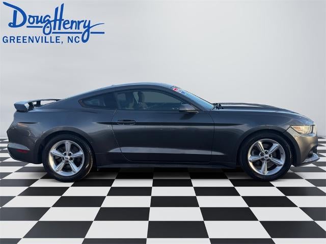 2017 Ford Mustang EcoBoost Fastback