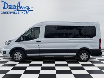 2023 Ford Transit Passenger Wagon T-350 148" Med Roof XL RWD