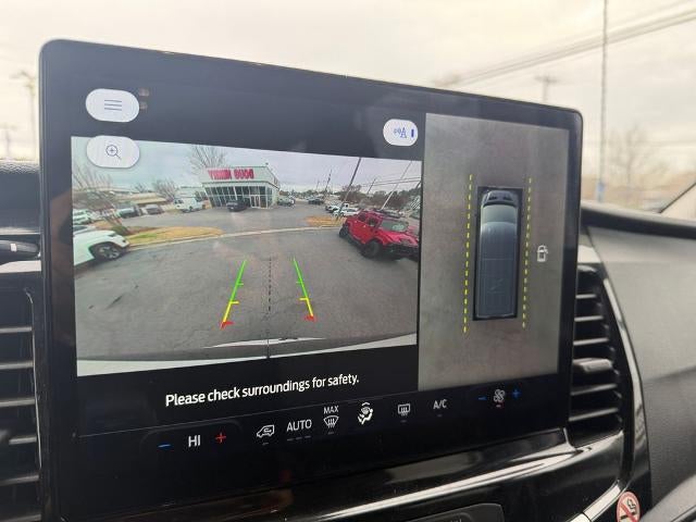 2023 Ford Transit Passenger Wagon T-350 148" Med Roof XL RWD