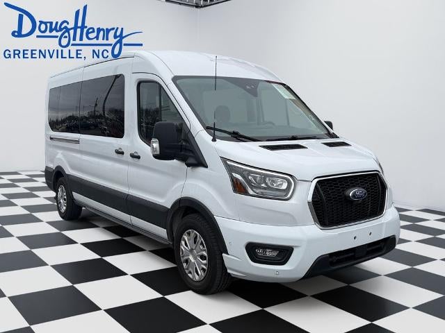 2023 Ford Transit Passenger Wagon T-350 148" Med Roof XL RWD