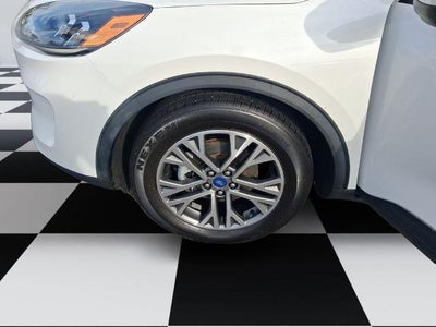 2022 Ford Escape SEL FWD