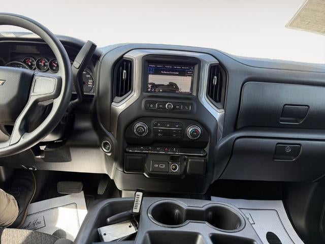 2022 Chevrolet Silverado 1500 Crew Cab Short Box 4-Wheel Drive Custom