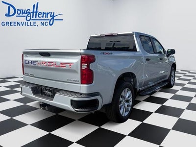 2022 Chevrolet Silverado 1500 Crew Cab Short Box 4-Wheel Drive Custom