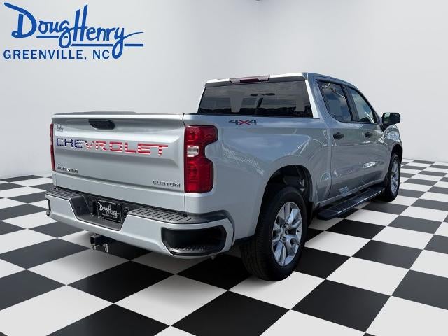 2022 Chevrolet Silverado 1500 Crew Cab Short Box 4-Wheel Drive Custom