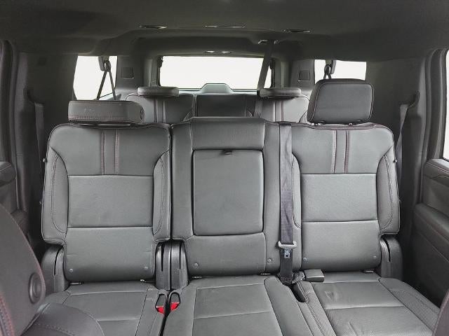 2022 Chevrolet Suburban 4WD RST