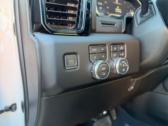 2024 GMC Sierra 2500 HD Crew Cab Standard Box 4-Wheel Drive AT4