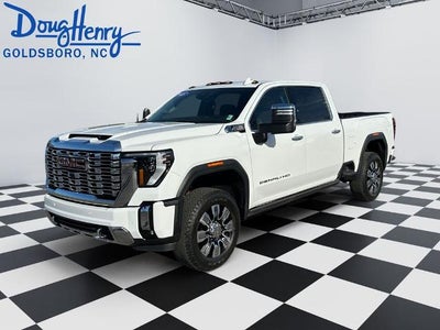 2025 GMC Sierra 2500 HD Crew Cab Standard Box 4-Wheel Drive Denali