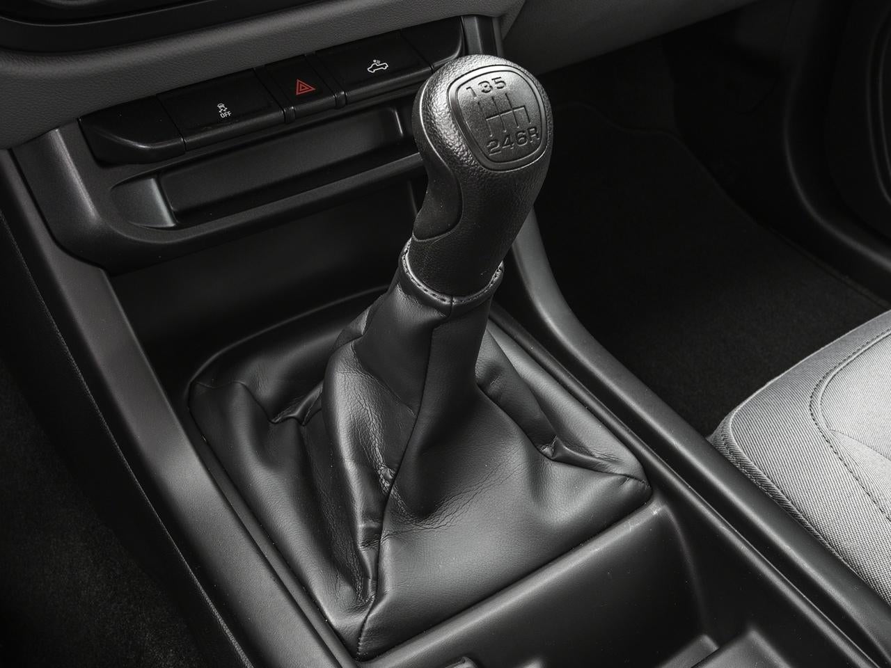 2016 GMC Canyon Extended Cab Long Box 2-Wheel Drive