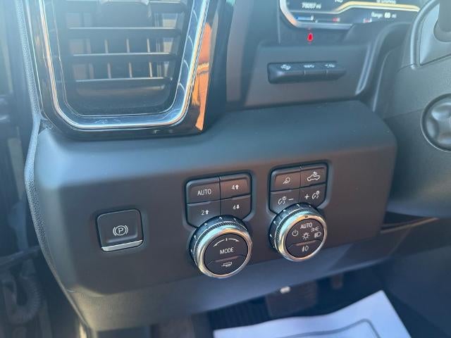 2023 GMC Sierra 1500 Crew Cab Short Box 4-Wheel Drive Denali Ultimate