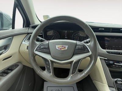 2021 Cadillac XT5 FWD 4dr Premium Luxury