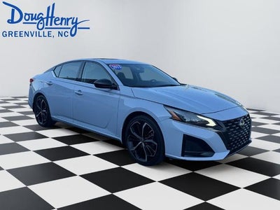 2023 Nissan Altima 2.5 SR Sedan