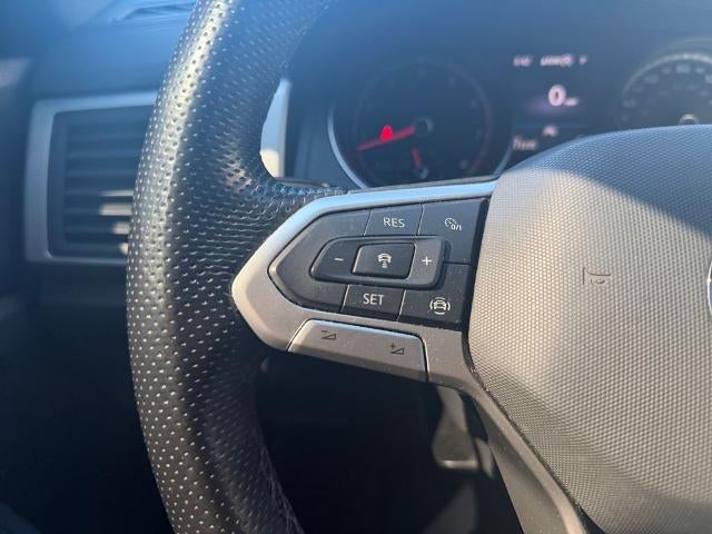 2021 Volkswagen Atlas Cross Sport 3.6L V6 SE w/Technology R-Line FWD