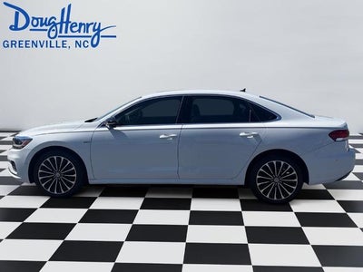2022 Volkswagen Passat 2.0T Limited Edition Auto