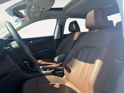 2022 Volkswagen Passat 2.0T Limited Edition Auto