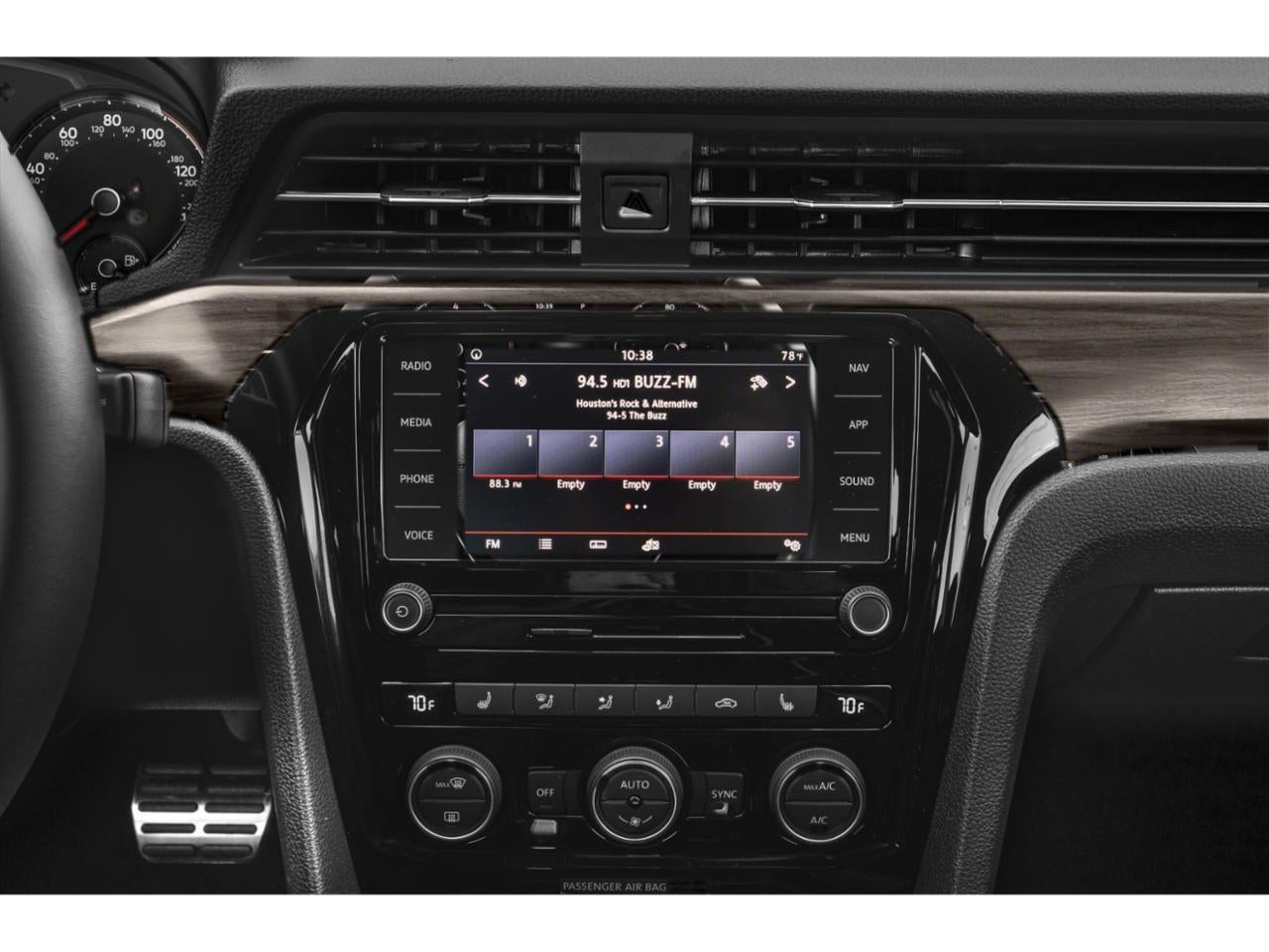 2022 Volkswagen Passat 2.0T Limited Edition Auto