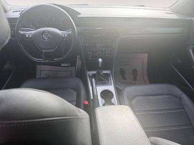 2021 Volkswagen Passat 2.0T R-Line Auto