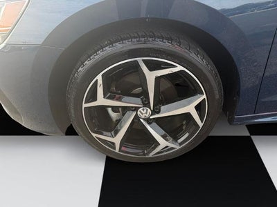 2021 Volkswagen Passat 2.0T R-Line Auto