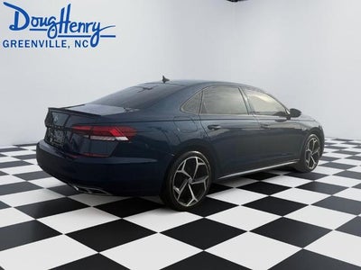 2021 Volkswagen Passat 2.0T R-Line Auto