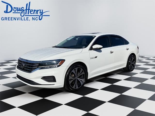 2022 Volkswagen Passat 2.0T SE Auto