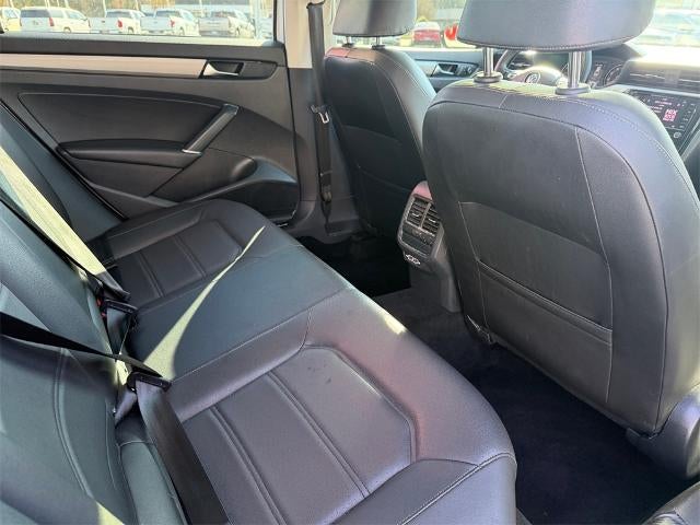 2022 Volkswagen Passat 2.0T SE Auto