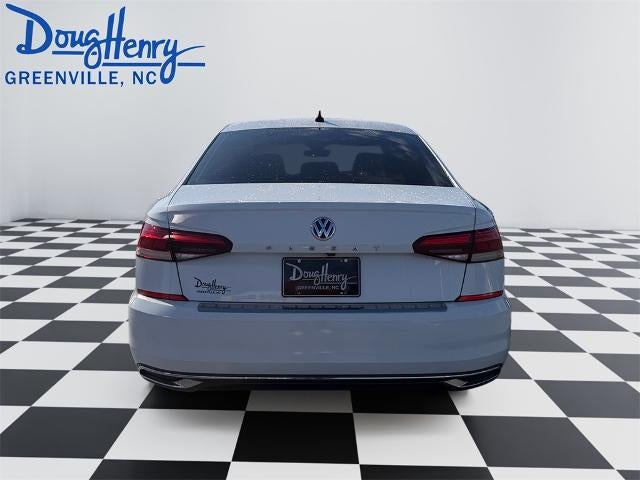 2022 Volkswagen Passat 2.0T SE Auto