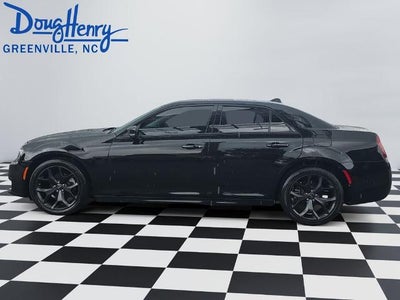 2023 Chrysler 300 Touring L RWD
