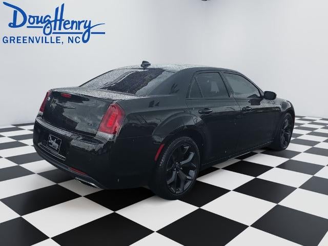 2023 Chrysler 300 Touring L RWD