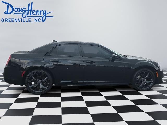 2023 Chrysler 300 Touring L RWD