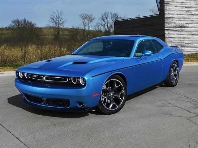 2017 Dodge Challenger SXT Plus Coupe
